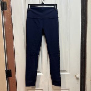 Lululemon navy blue size 6